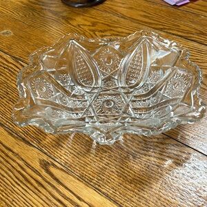 Indiana Glass cut glass berry serving bowl.  Pattern #123 Paneled Daisy/Fine Cut
